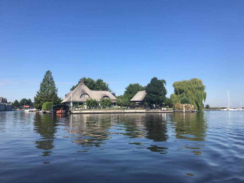 Beach House Giethoorn Wanneperveen Exteriör bild